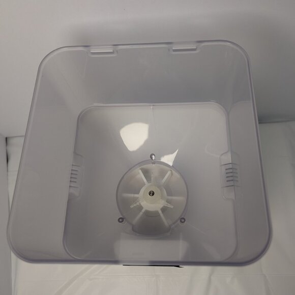 NEW VOLUAS Automatic Pet Feeder for Cats and Dogs 4.0L - White Opaque - Picture 11 of 16